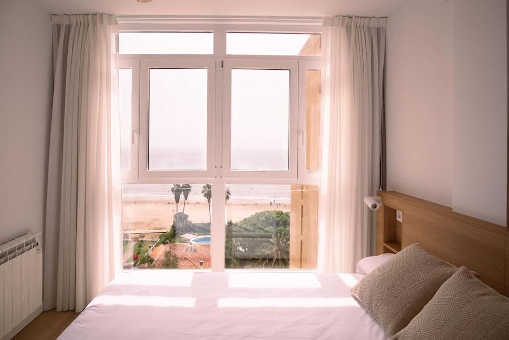 Spectacular Renovated Studio Facing The Sea Appartement *